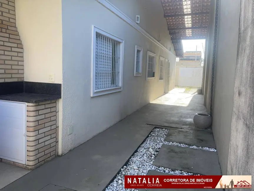 Foto 6 de Casa com 2 quartos à venda, 115m2 em Mongagua - SP