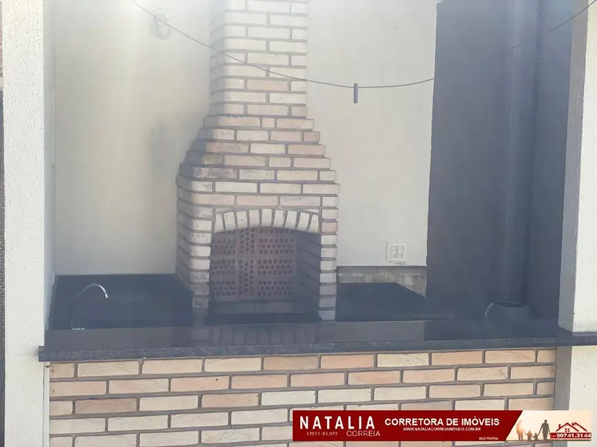 Foto 4 de Casa com 2 quartos à venda, 115m2 em Mongagua - SP