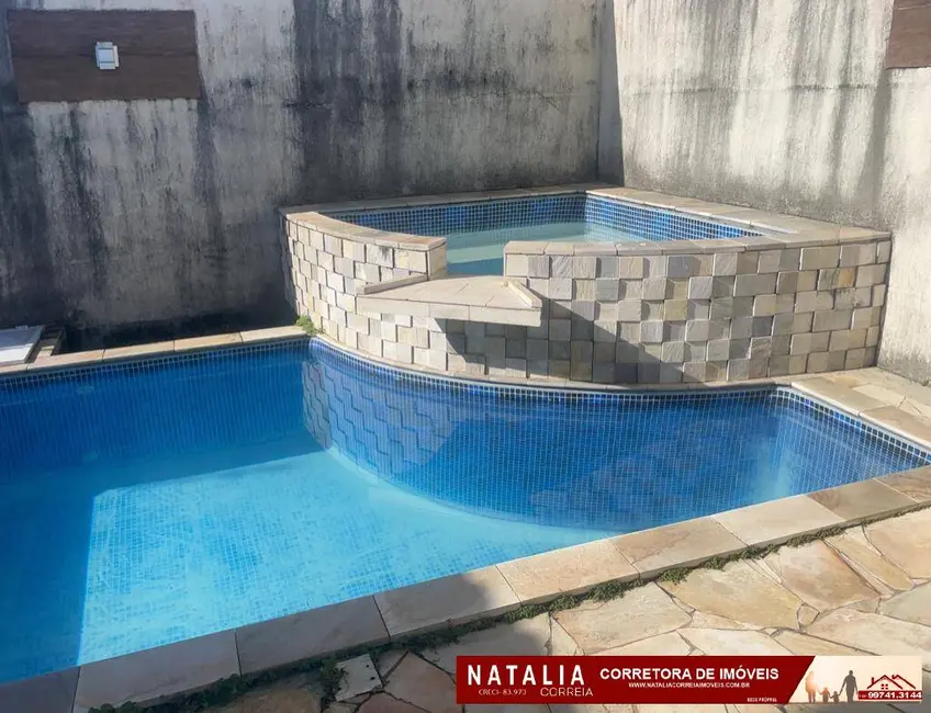 Foto 2 de Casa com 2 quartos à venda, 115m2 em Mongagua - SP