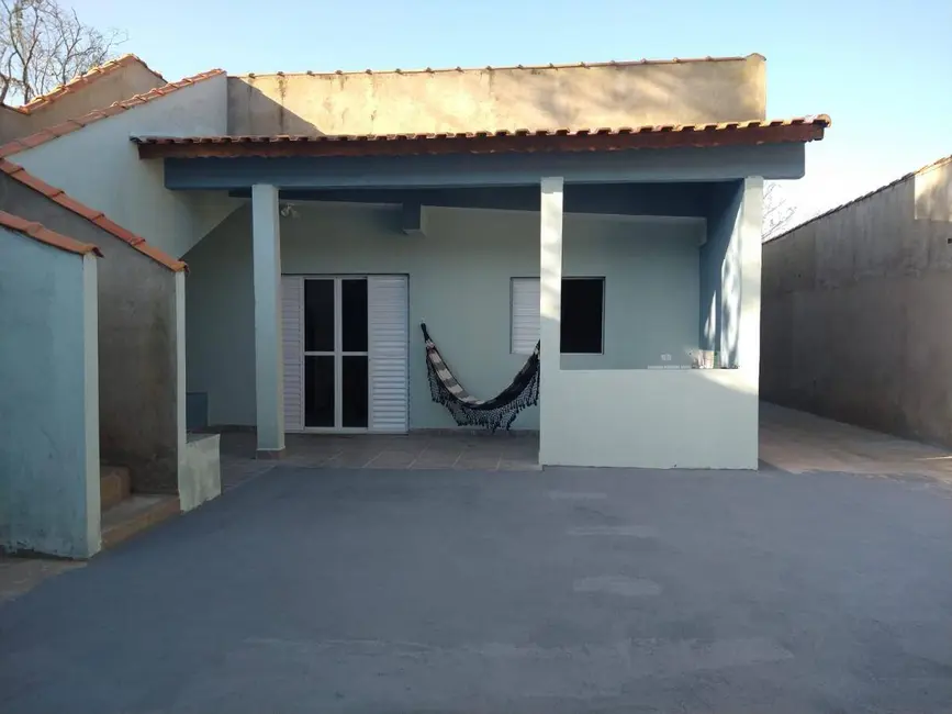 Casa com 2 quartos à venda em - SP - imagem 1 Foto 1 de Casa com 2 quartos à venda em - SP