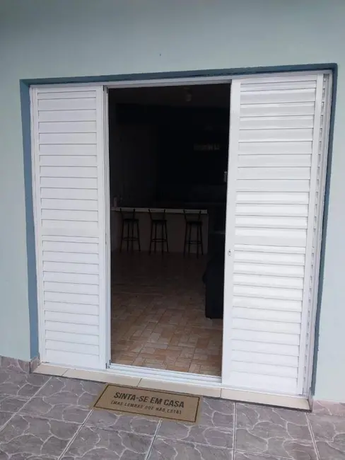 Casa com 2 quartos à venda em - SP - imagem 3 Foto 3 de Casa com 2 quartos à venda em - SP