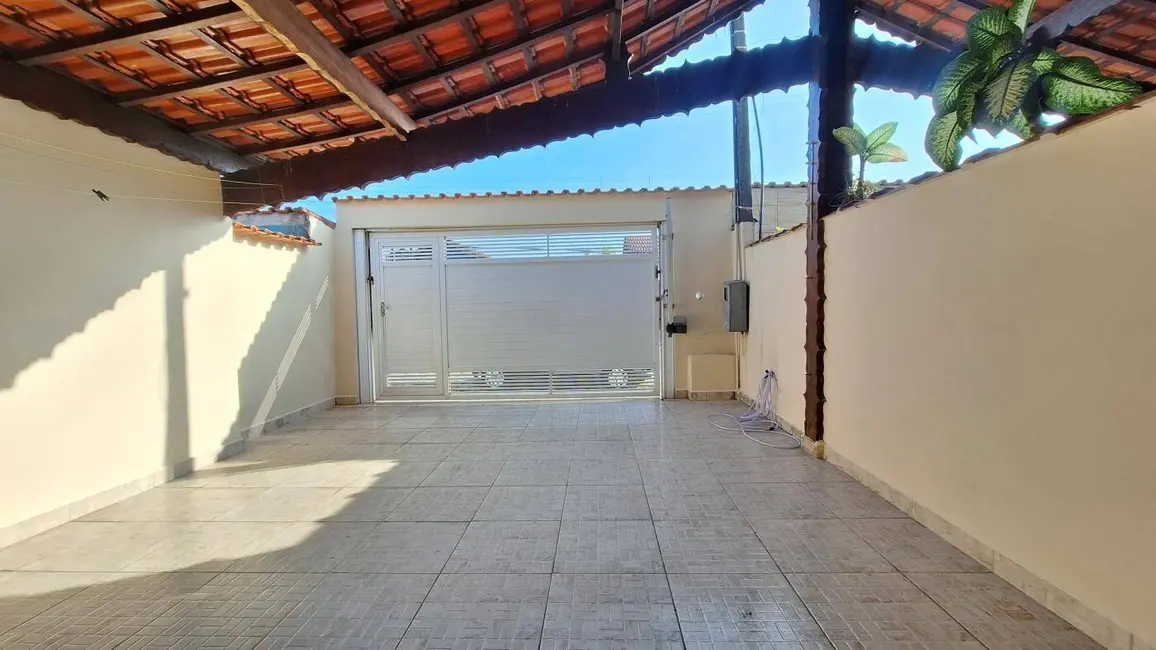 Foto 7 de Casa com 2 quartos à venda, 140m2 em Mongagua - SP