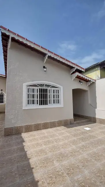 Casa com 2 quartos à venda, 140m2 em Praia Grande - SP - imagem 1 Foto 1 de Casa com 2 quartos à venda, 140m2 em Praia Grande - SP