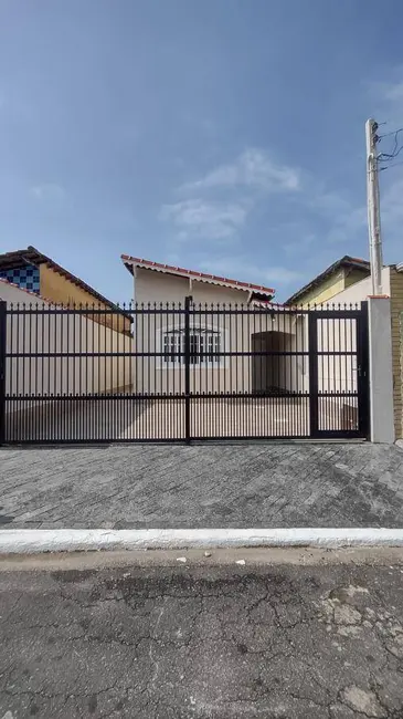 Casa com 2 quartos à venda, 140m2 em Praia Grande - SP - imagem 2 Foto 2 de Casa com 2 quartos à venda, 140m2 em Praia Grande - SP