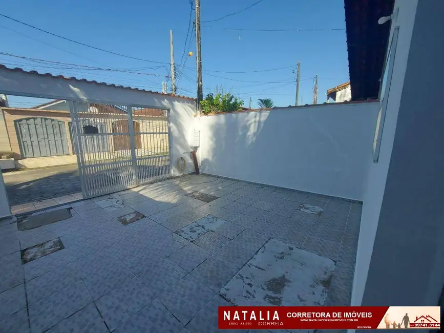 Foto 3 de Casa com 2 quartos à venda, 125m2 em Itanhaem - SP