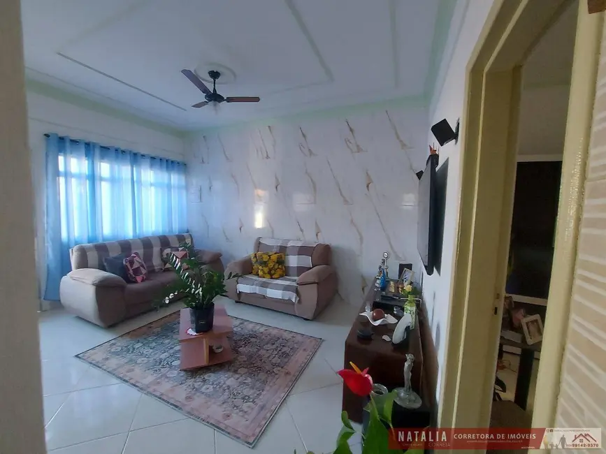 Foto 8 de Casa com 2 quartos à venda, 135m2 em Mongagua - SP