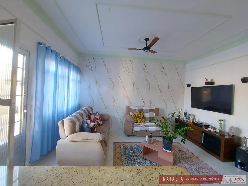 Foto 7 de Casa com 2 quartos à venda, 135m2 em Mongagua - SP
