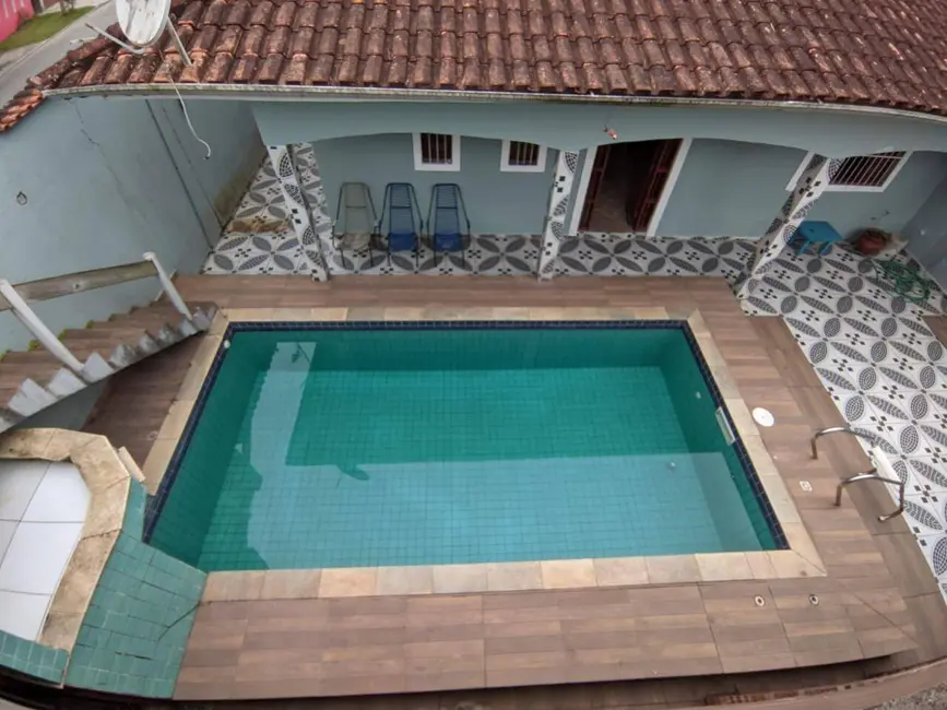 Foto 4 de Casa com 4 quartos à venda em Mongagua - SP