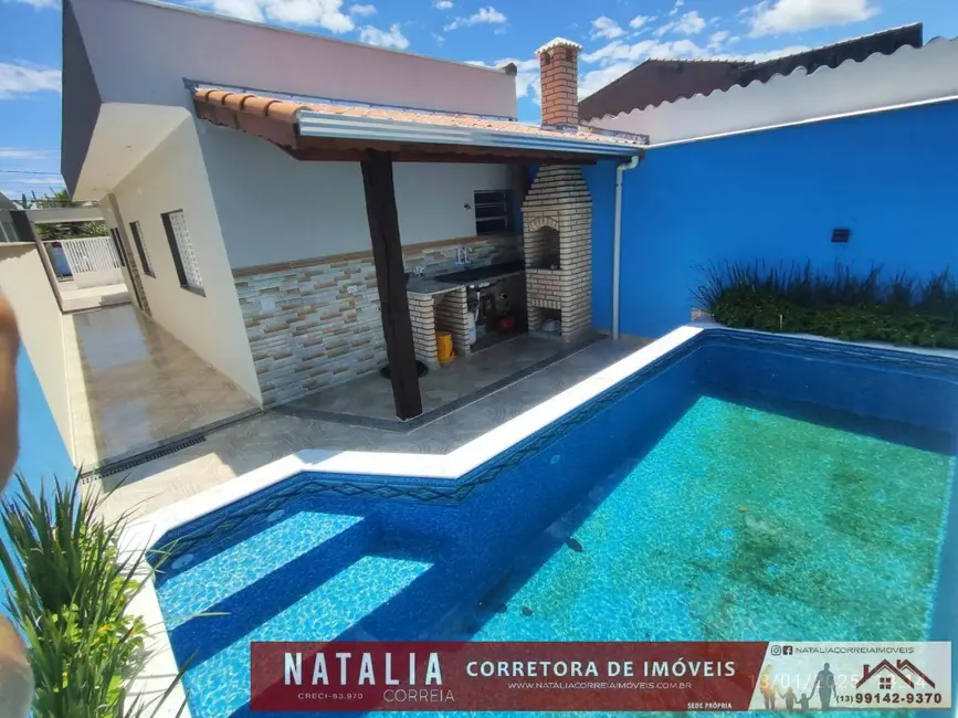 Foto 2 de Casa com 2 quartos à venda, 162m2 em Itanhaem - SP