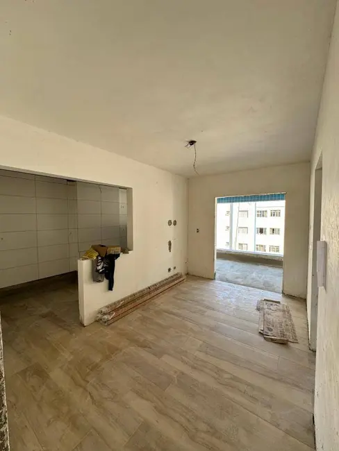 Foto 4 de Apartamento com 2 quartos à venda, 49m2 em Centro, Mongagua - SP