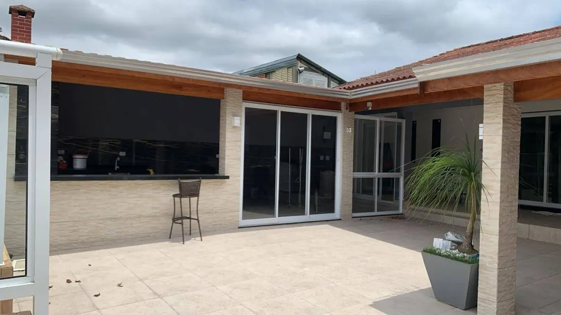 Foto 6 de Casa com 2 quartos à venda, 360m2 em Peruibe - SP