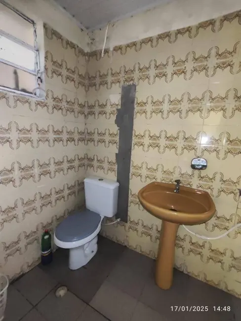 Foto 8 de Sobrado com 5 quartos à venda, 290m2 em Mongagua - SP