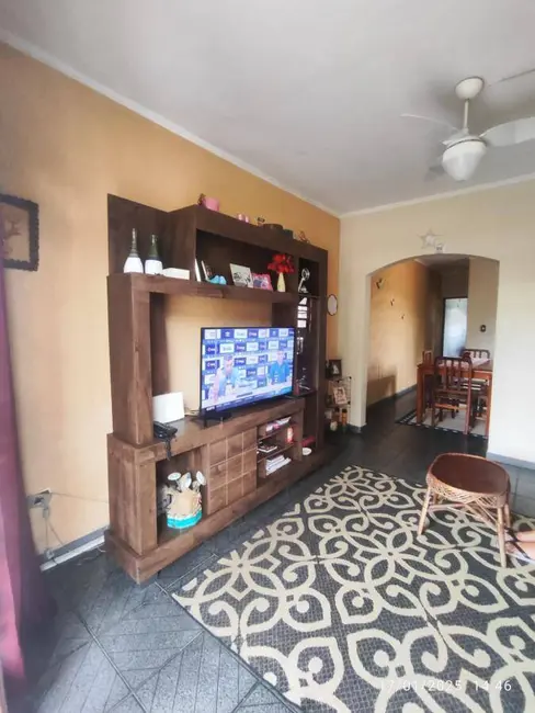 Foto 7 de Sobrado com 5 quartos à venda, 290m2 em Mongagua - SP