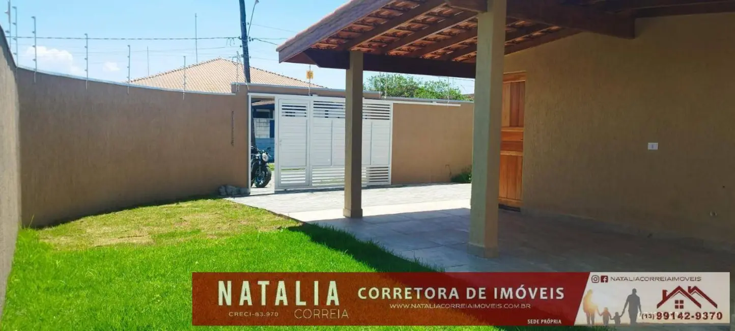 Foto 2 de Casa com 2 quartos à venda, 67m2 em Itanhaem - SP