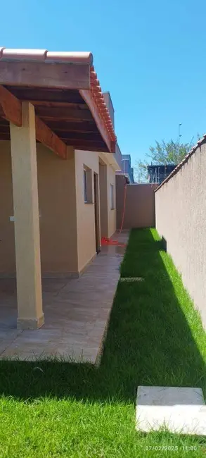 Foto 4 de Casa com 2 quartos à venda, 67m2 em Itanhaem - SP