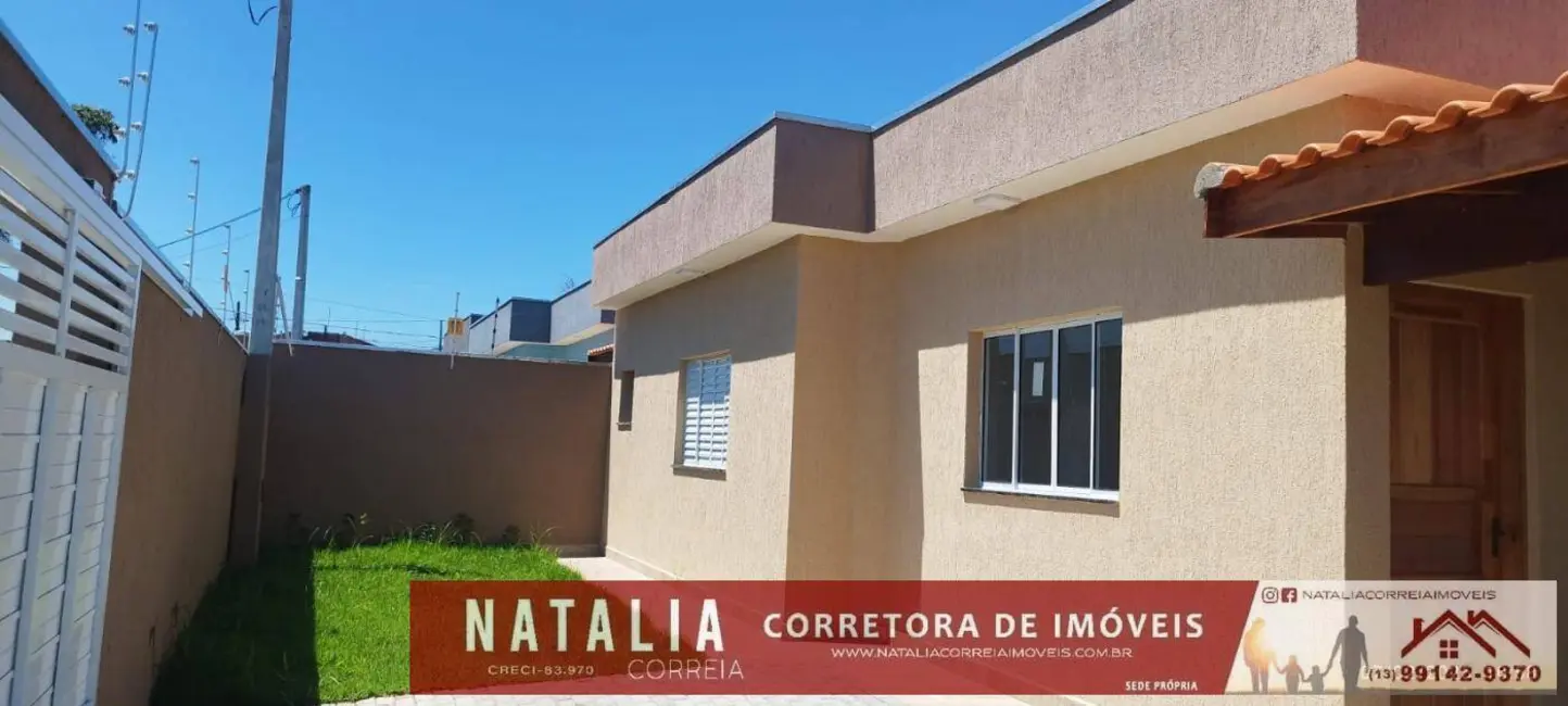 Foto 1 de Casa com 2 quartos à venda, 67m2 em Itanhaem - SP