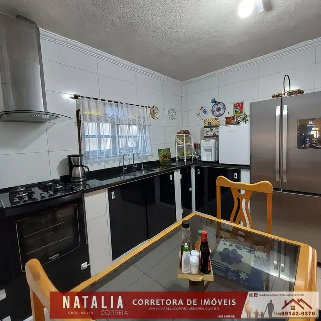 Foto 1 de Sobrado com 3 quartos à venda, 162m2 em Mongagua - SP