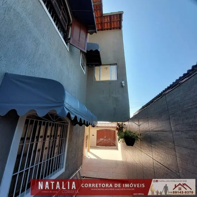 Foto 3 de Sobrado com 3 quartos à venda, 162m2 em Mongagua - SP