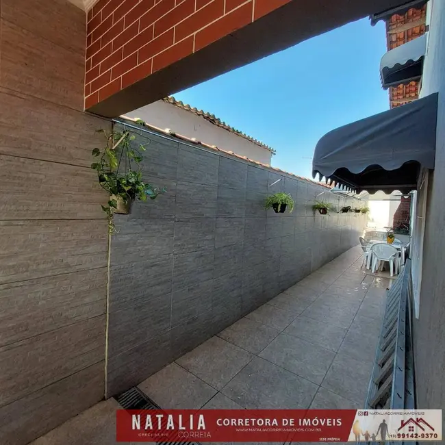 Foto 7 de Sobrado com 3 quartos à venda, 162m2 em Mongagua - SP
