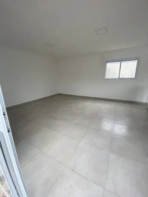 Casa com 2 quartos à venda em Itanhaem - SP - imagem 6 Foto 6 de Casa com 2 quartos à venda em Itanhaem - SP