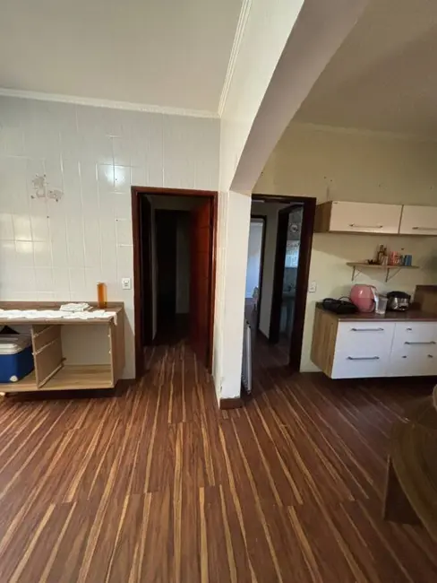 Foto 4 de Casa com 3 quartos à venda, 270m2 em Mongagua - SP