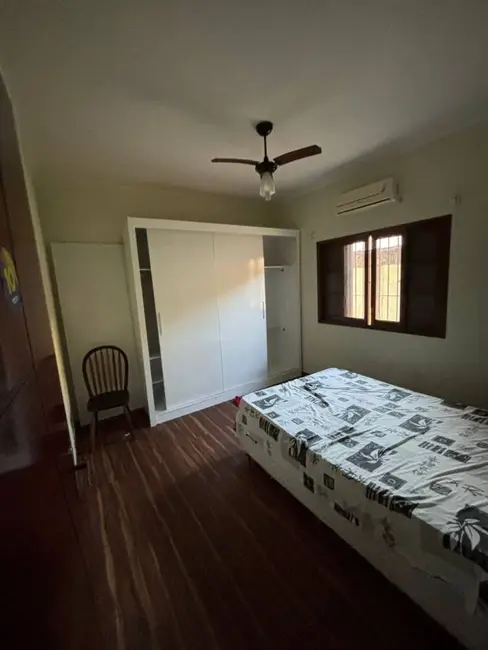 Foto 6 de Casa com 3 quartos à venda, 270m2 em Mongagua - SP