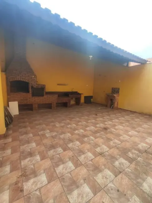 Foto 3 de Sobrado com 3 quartos à venda em Mongagua - SP
