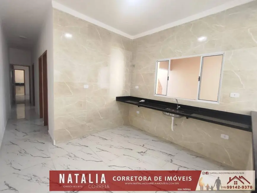 Foto 3 de Casa com 3 quartos à venda em Mongagua - SP