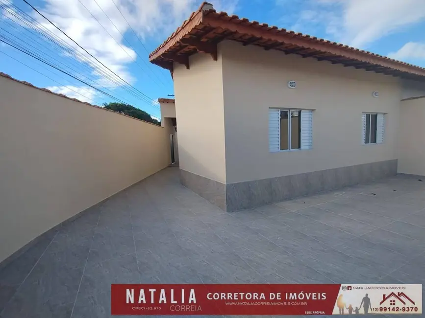 Foto 1 de Casa com 2 quartos à venda em Mongagua - SP