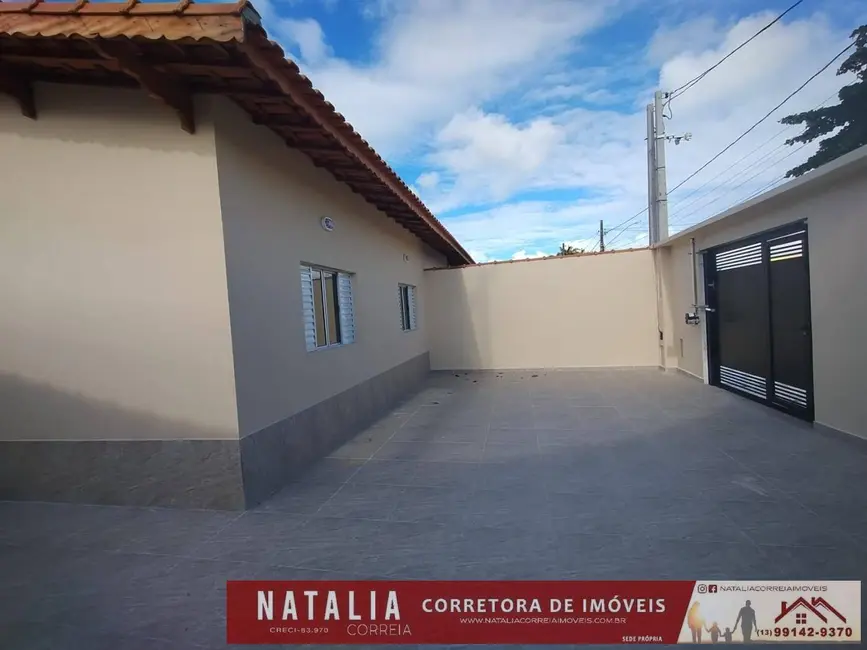 Foto 2 de Casa com 2 quartos à venda em Mongagua - SP