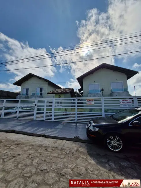 Casa com 2 quartos à venda em Itanhaem - SP - imagem 1 Foto 1 de Casa com 2 quartos à venda em Itanhaem - SP