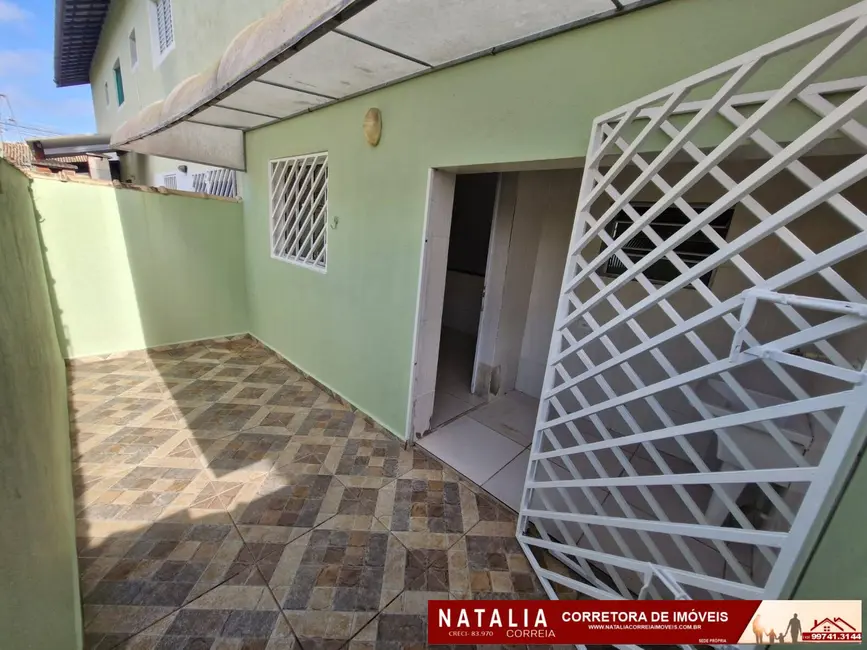 Casa com 2 quartos à venda em Itanhaem - SP - imagem 4 Foto 4 de Casa com 2 quartos à venda em Itanhaem - SP