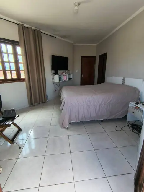 Foto 6 de Sobrado com 3 quartos à venda em Mongagua - SP