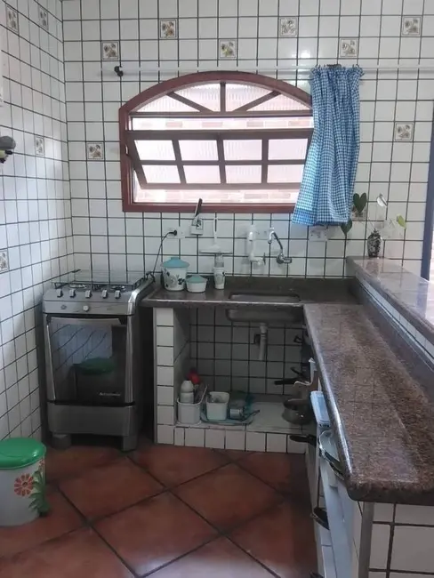 Foto 3 de Sobrado com 2 quartos à venda, 125m2 em Mongagua - SP