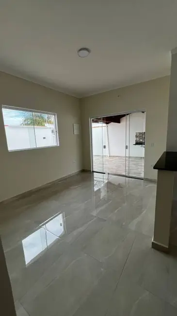 Casa com 2 quartos à venda, 171m2 em Itanhaem - SP - imagem 6 Foto 6 de Casa com 2 quartos à venda, 171m2 em Itanhaem - SP