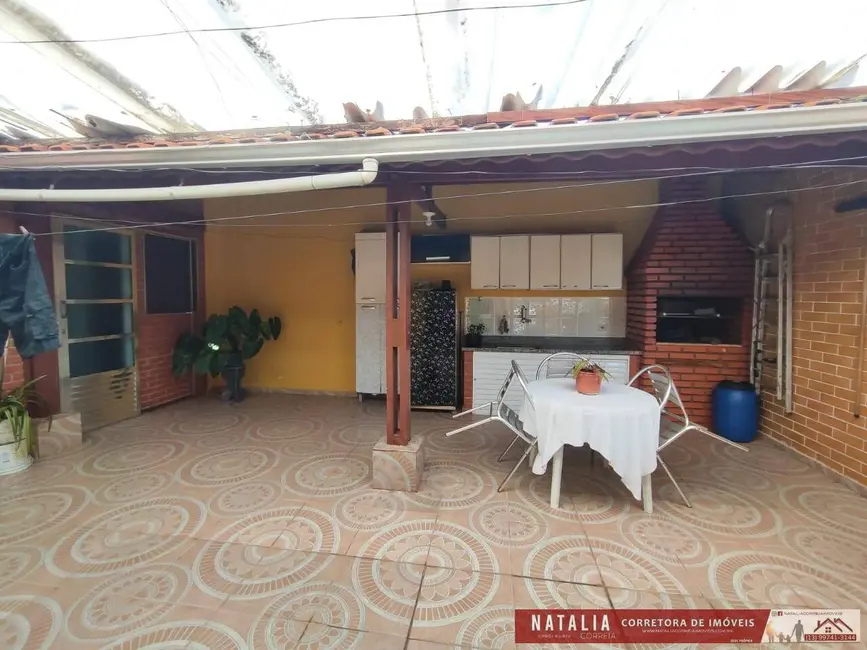Foto 8 de Casa com 5 quartos à venda, 250m2 em Mongagua - SP