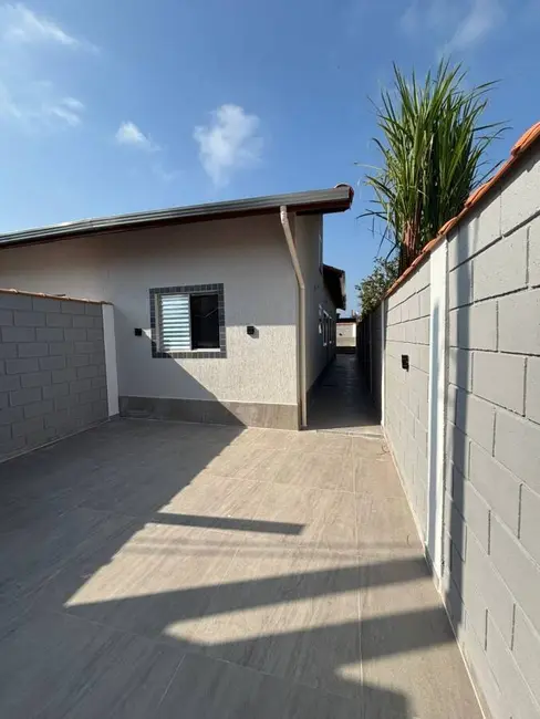 Foto 6 de Casa com 2 quartos à venda em Itanhaem - SP