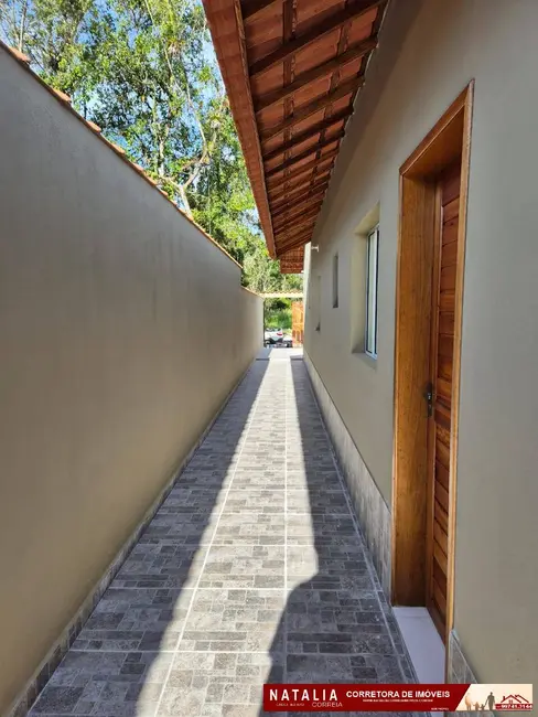 Foto 4 de Casa com 2 quartos à venda em Itanhaem - SP