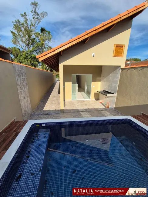 Foto 2 de Casa com 2 quartos à venda em Itanhaem - SP