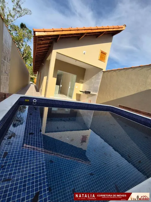 Foto 1 de Casa com 2 quartos à venda em Itanhaem - SP