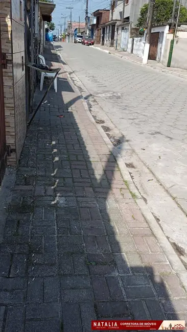Foto 2 de Casa com 2 quartos à venda em Mongagua - SP