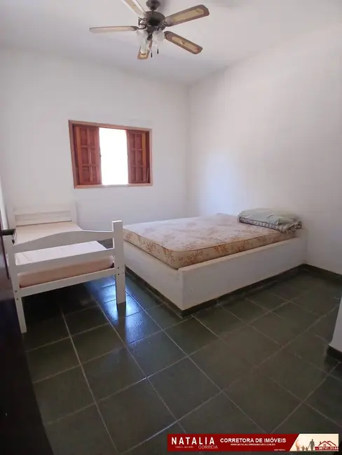 Casa com 3 quartos à venda em Itanhaem - SP - imagem 8 Foto 8 de Casa com 3 quartos à venda em Itanhaem - SP