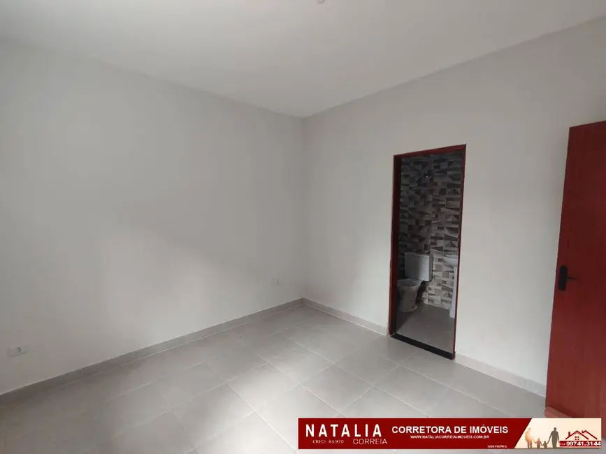 Casa com 2 quartos à venda em Agenor de Campos, Mongagua - SP - imagem 7 Foto 7 de Casa com 2 quartos à venda em Agenor de Campos, Mongagua - SP