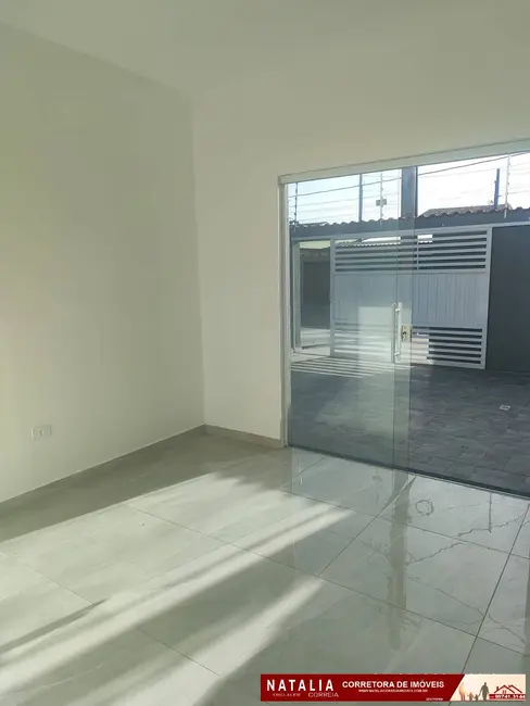 Foto 7 de Casa com 2 quartos à venda em Mongagua - SP
