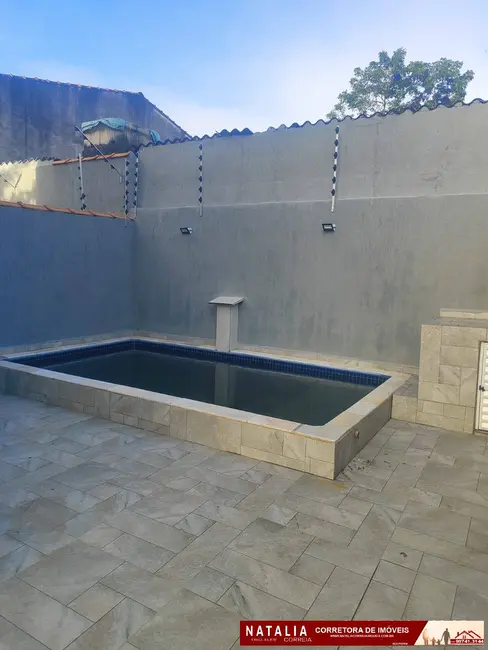 Foto 1 de Casa com 2 quartos à venda em Mongagua - SP
