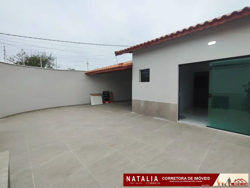 Foto 2 de Casa com 3 quartos à venda em Mongagua - SP