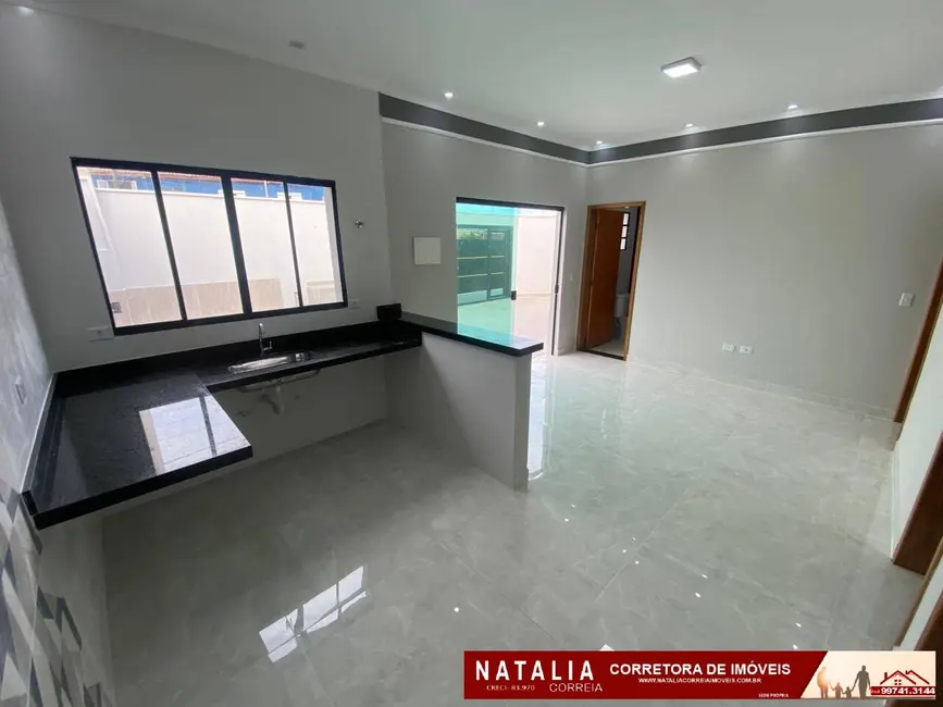 Foto 6 de Casa com 2 quartos à venda em Mongagua - SP