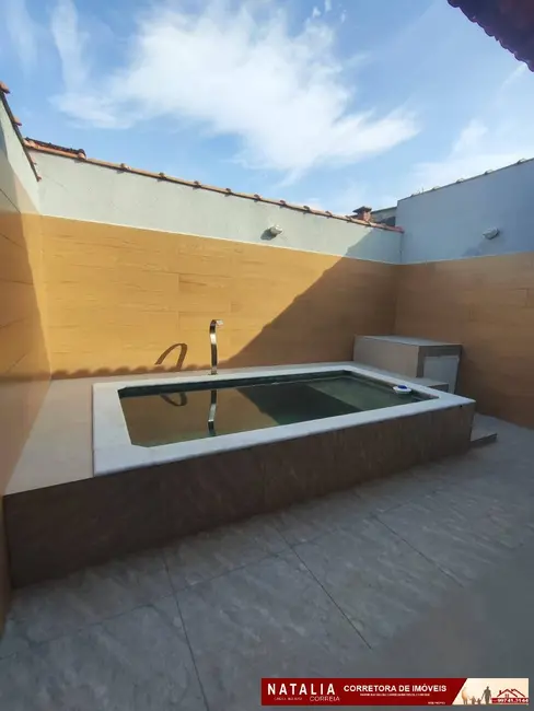Foto 1 de Casa com 3 quartos à venda, 140m2 em Mongagua - SP