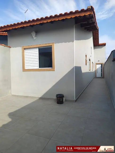 Foto 3 de Casa com 3 quartos à venda, 140m2 em Mongagua - SP