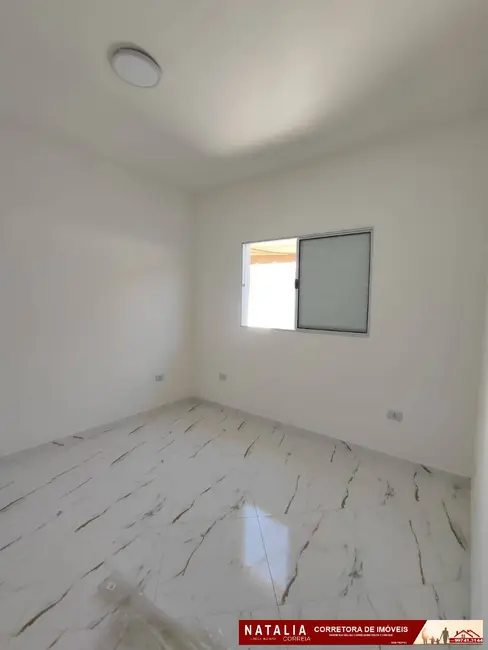 Foto 4 de Casa com 2 quartos à venda em Mongagua - SP